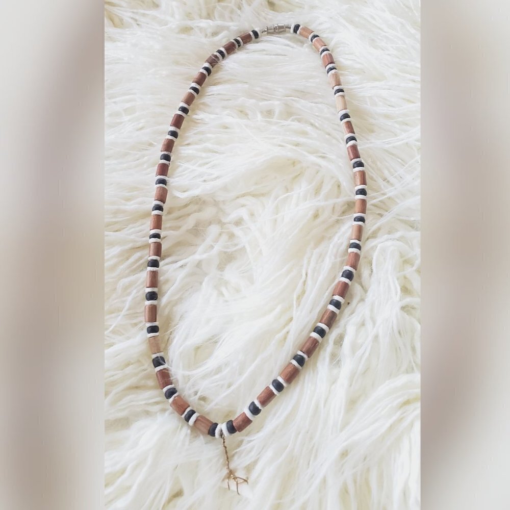 Men's Necklace. Brown Coco White 2 Black Heishe Puka Wooden Necklace. 🌴